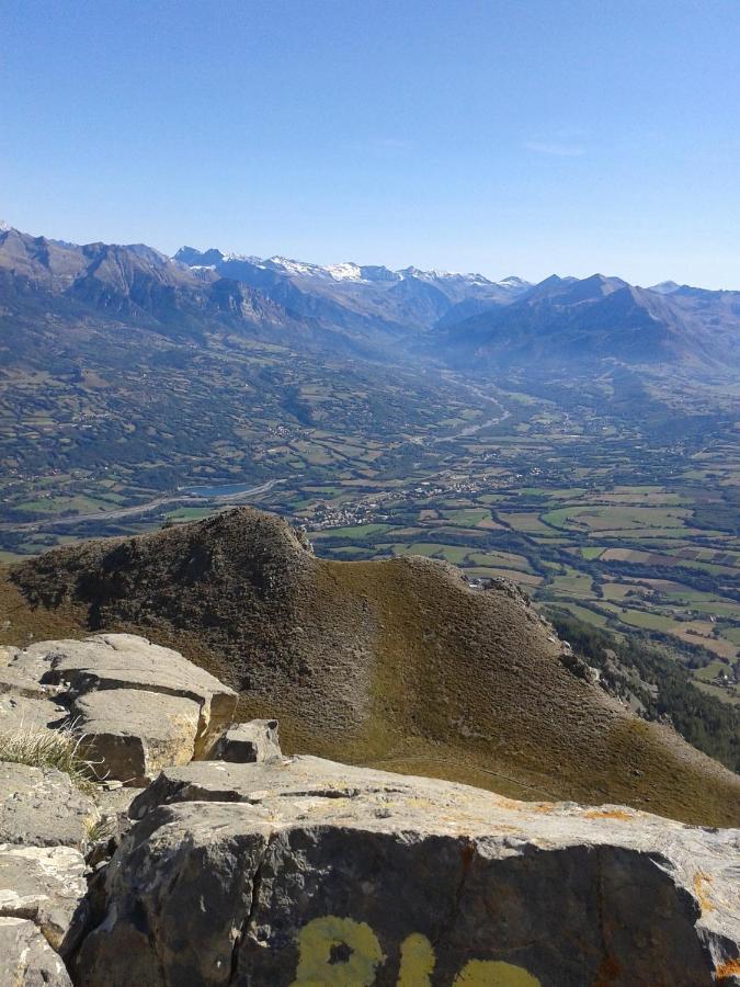 Petit appartement en montagne Saint-Julien-en-Champsaur Extérieur photo